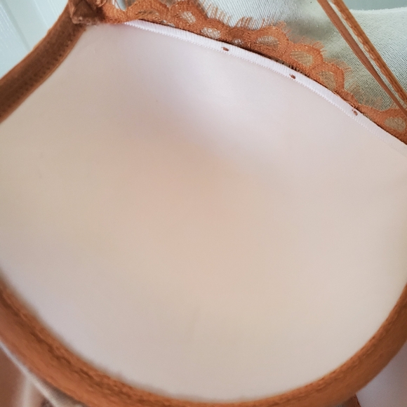 Victoria's Secret Very Sexy Push Up Underwire Tan Lace Bra Women's 36D - Picture 11 of 15